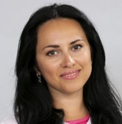 Комарова Анна Владимировна