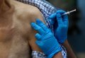 У вакцинированных от ковида повышены риски сердечно-сосудистых и неврологических заболеваний