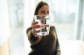7 причин, почему нужно пить воду утром