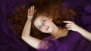 Как естественным путем избавиться от жирных волос?