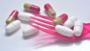 Врачи напомнили, в каких случаях антибиотики противопоказаны