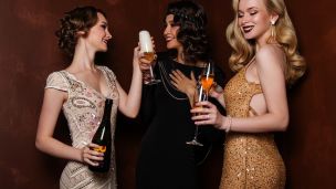 Нервным женщинам нужно пить шампанское