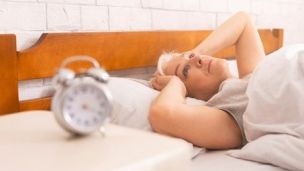 Как справиться с бессонницей в период климакса