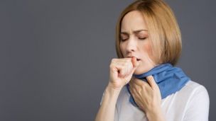 Как выгнать мокроту и слизь из горла и груди: 5 работающих средств