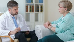 Як лікувати депресію та як розпізнати непрофесійного психіатра?