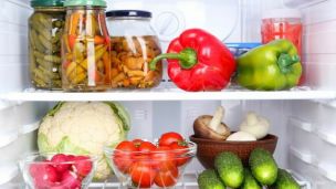 16 продуктів, які не варто зберігати в холодильнику