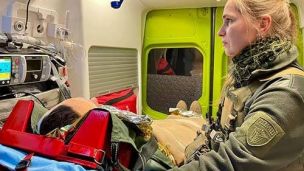 Як поранені українці можуть поїхати лікуватися за кордон