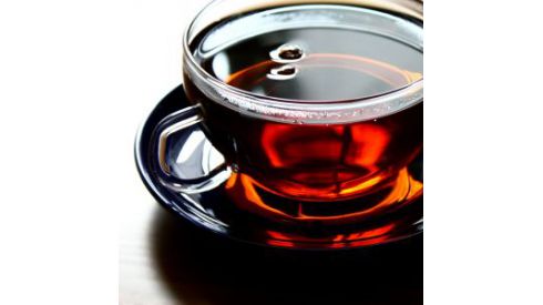 Понизить давление поможет черный чай