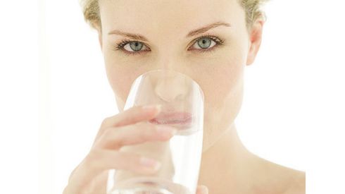 Чем вода лучше сока