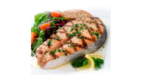 Лосось влияет на молоко матери