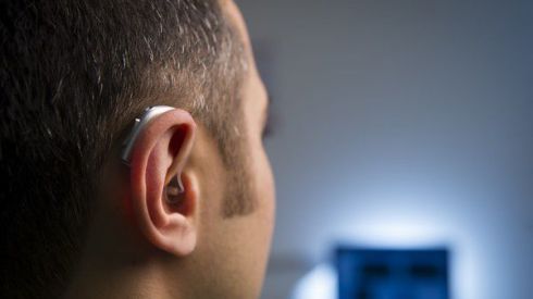Особенности выбора слухового аппарата