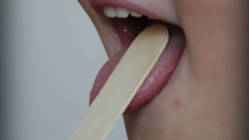 Полный гид по дифтерии: как можно заразиться, диагностировать и защититься