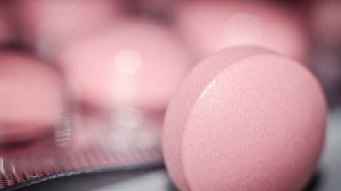 Популярный препарат оказался опасен для печени