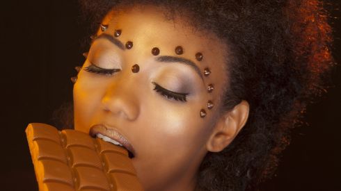 Черный шоколад улучшает здоровье мозга и укрепляет иммунитет