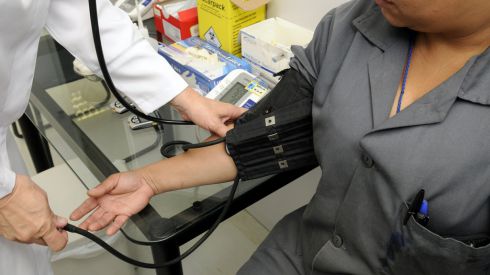 Верховная Рада считает работу МОЗ по лечению украинцев за рубежом - неудовлетворительной