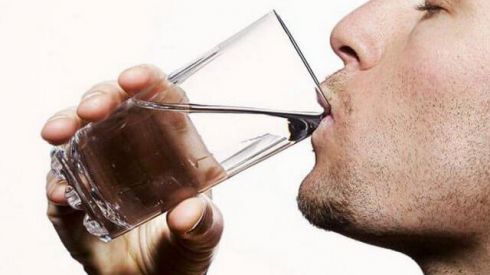 Когда НЕ нужно пить воду