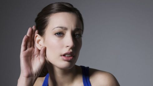 Почему возникает шум в ушах