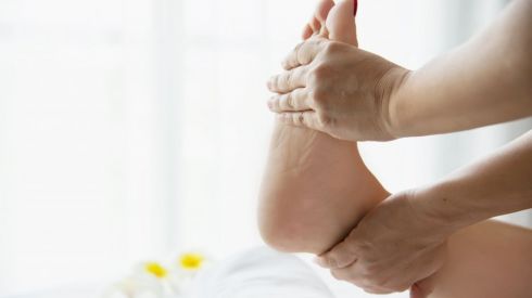 Грибок на ногах: что делать?