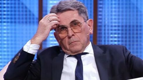 Министр здравоохранения и министр финансов подали в отставку