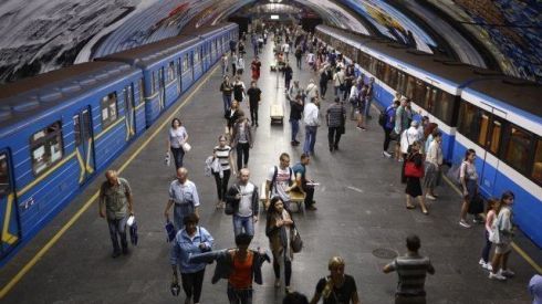 Метро в Украине могут снова закрыть на карантин