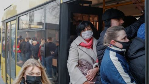 Уже с субботы украинцев будут штрафовать за отсутствие маски