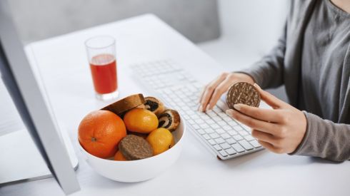 Удаленная работа вредит здоровью – эксперты