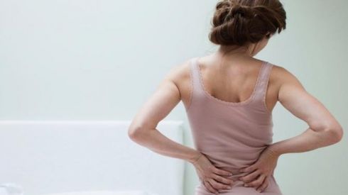 Протрузия и грыжа межпозвонкового диска: в чем разница и как лечить