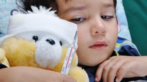 В Украине за сутки ковидом заболело рекордное количество детей