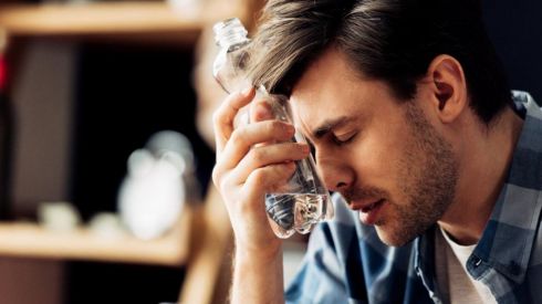 Похмелье: как быстро вывести алкоголь из организма