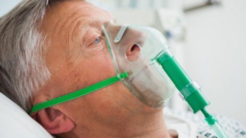 Врач перечислил симптомы нового вируса «Дельта+»