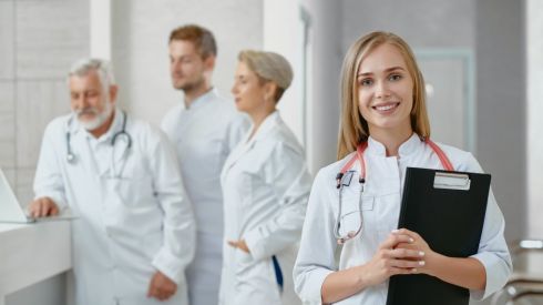 Як зробити медичний сервіс доступним: оплата частинами та вигідні ціни в приватних клініках «Оксфорд медікал»