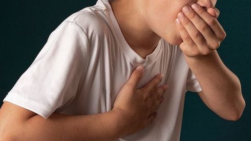 Коклюш: причины, симптомы, лечение