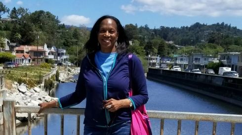 Після 40 років куріння жінка подолала рак легень завдяки новим методам лікування