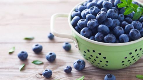 Небезпечна лохина: люди захворіли на гепатит А