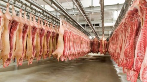 В Украину запретили ввоз продуктов животного происхождения из Венгрии