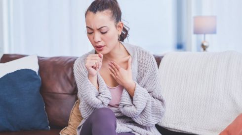 Як відрізнити бронхіт від пневмонії: головні симптоми