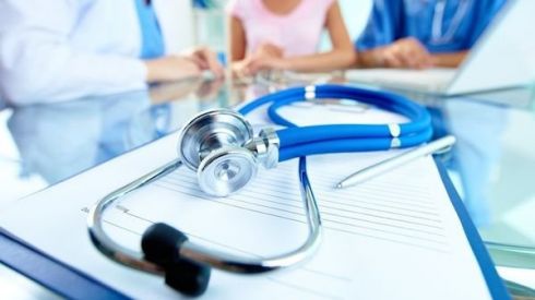 Медикам готовят повышение зарплат: кто получит 35 тысяч гривен