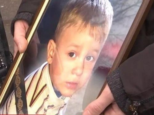 Ребенок умер на руках у отца