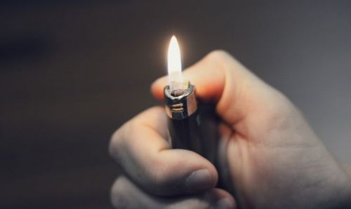 Натуральный мед никогда гореть не будет