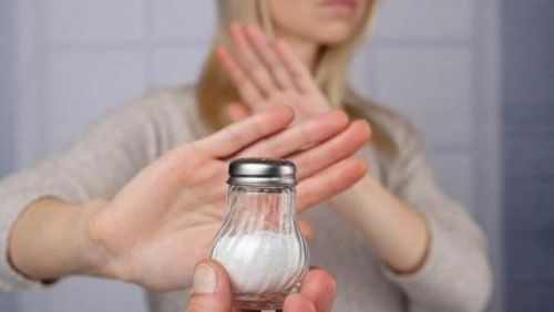 Для профилактики песка в почках важно пересмотреть рацион питания