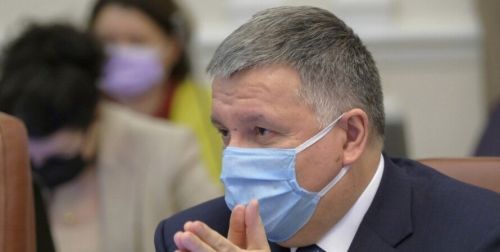 Аваков призвал ввести в Украине жесткий карантин