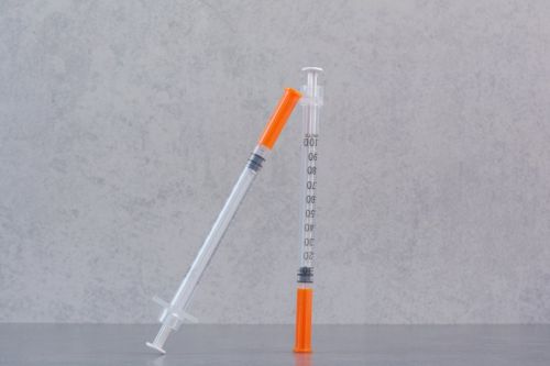 Диабет первого типа требует введения инсулина