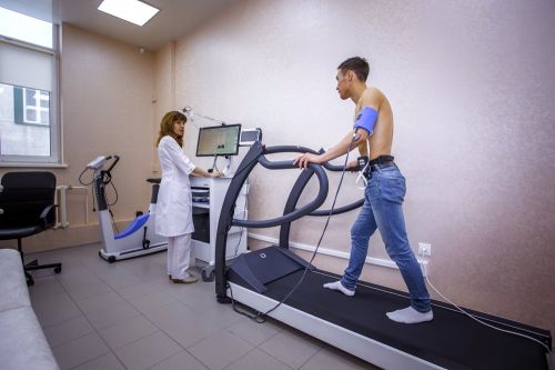 Тредмил-тест (ЭКГ с физической нагрузкой)